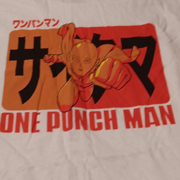 Men's, one punch man brand graphic tshirt. - Picture 2 of 3
